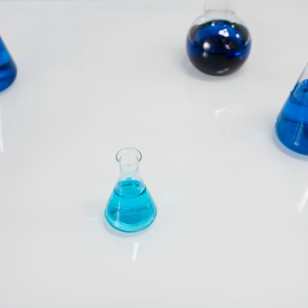 high-clarity alkali-resistant defoamer