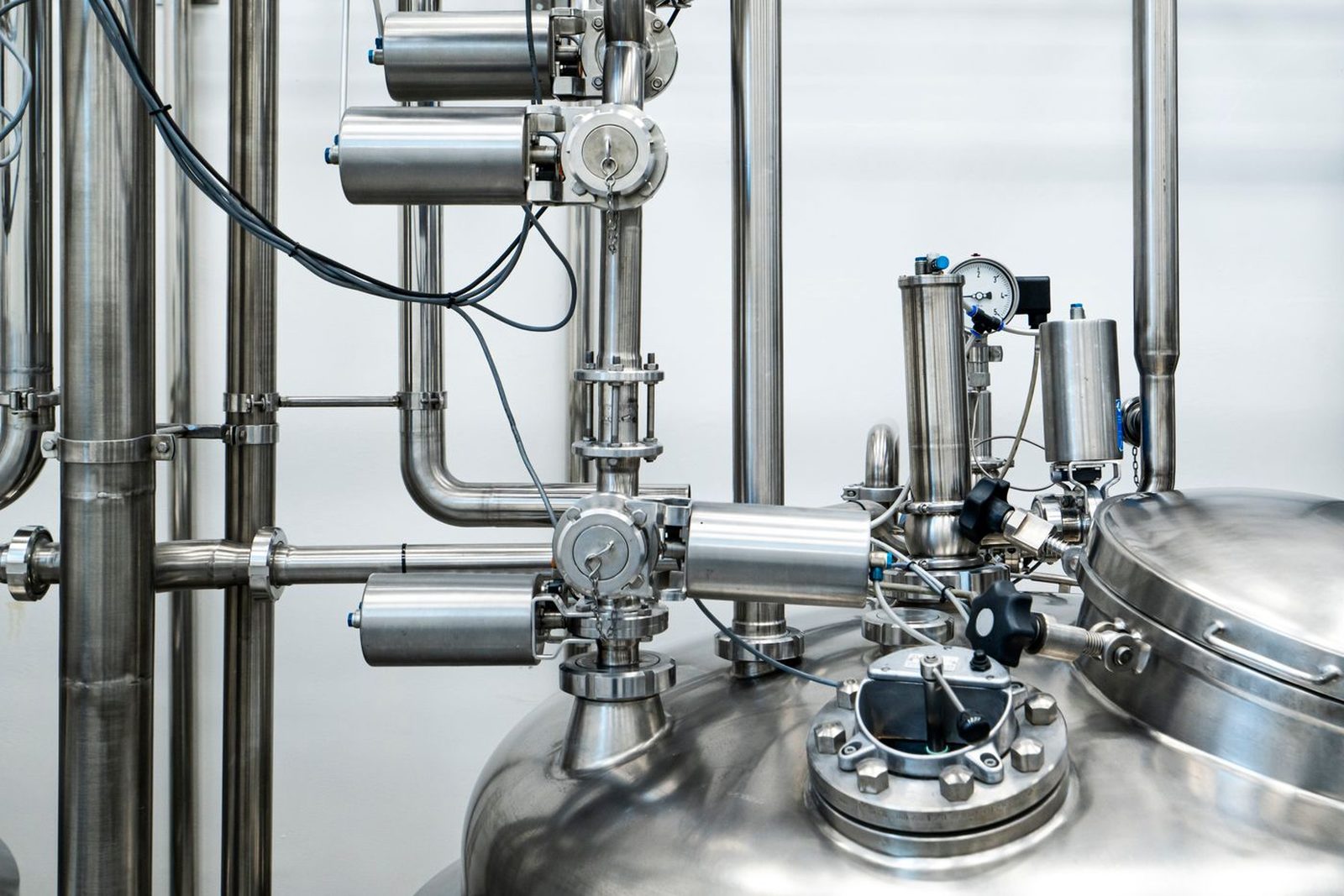 Micro-Foam in Waterborne Adhesives Is Not Always Brought In