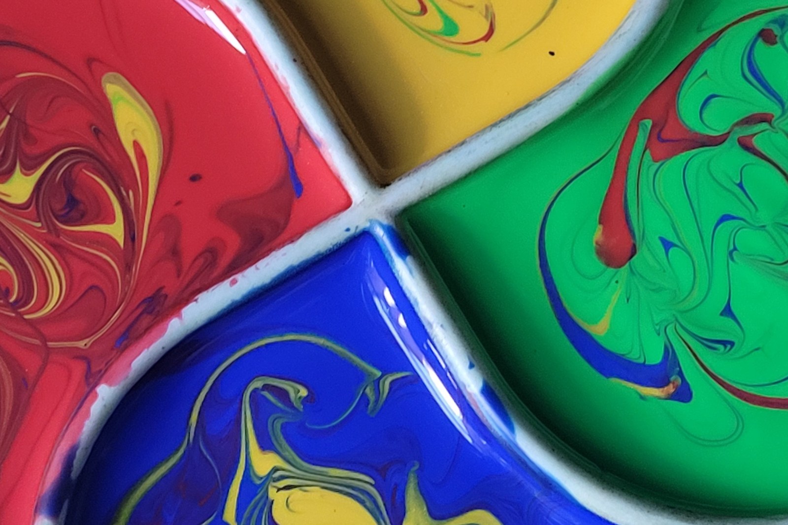 Foam in Water-Based Colour Paste Will Not Go Down During Gri