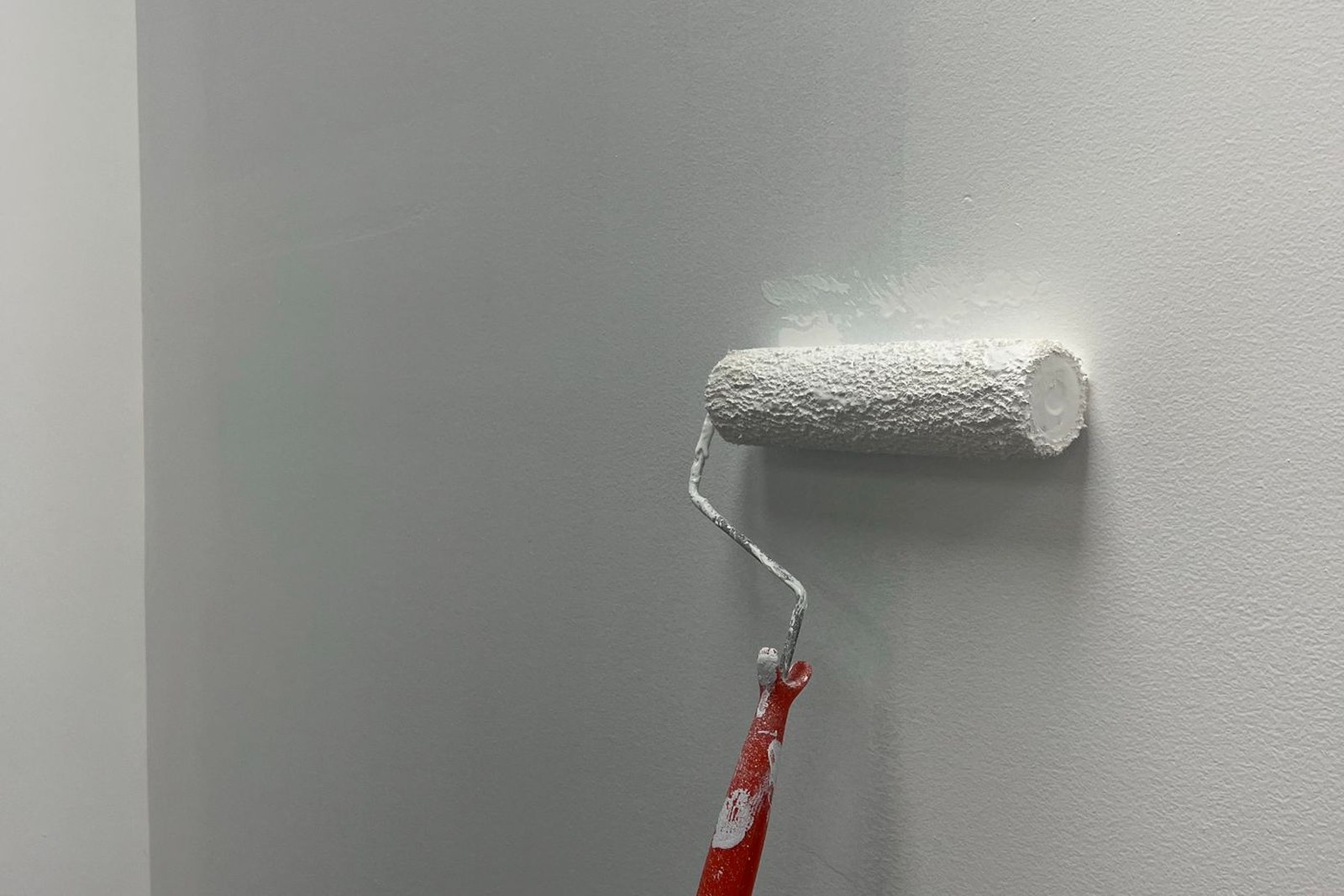 Foam in Roller-Coated Latex Paint Is Not Always the Roller: