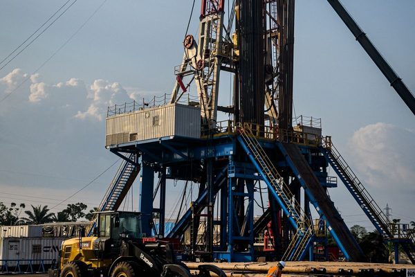 Drilling Fluid Foaming Under High Temperature and High Shear