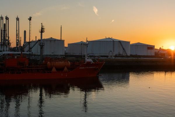 Efficient Defoaming Solution for Oilfield Production: Chemi