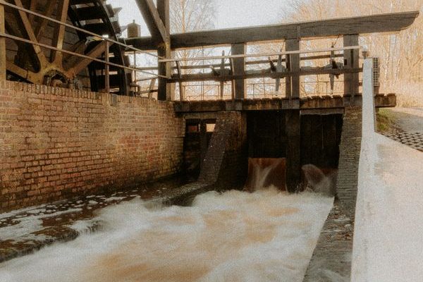 Analysis of the Defoaming Problem in Polyvinyl Alcohol Produ
