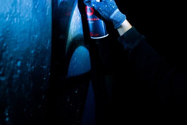 Water-Based Wetting and Leveling Agent Solutions | Chemi Tec
