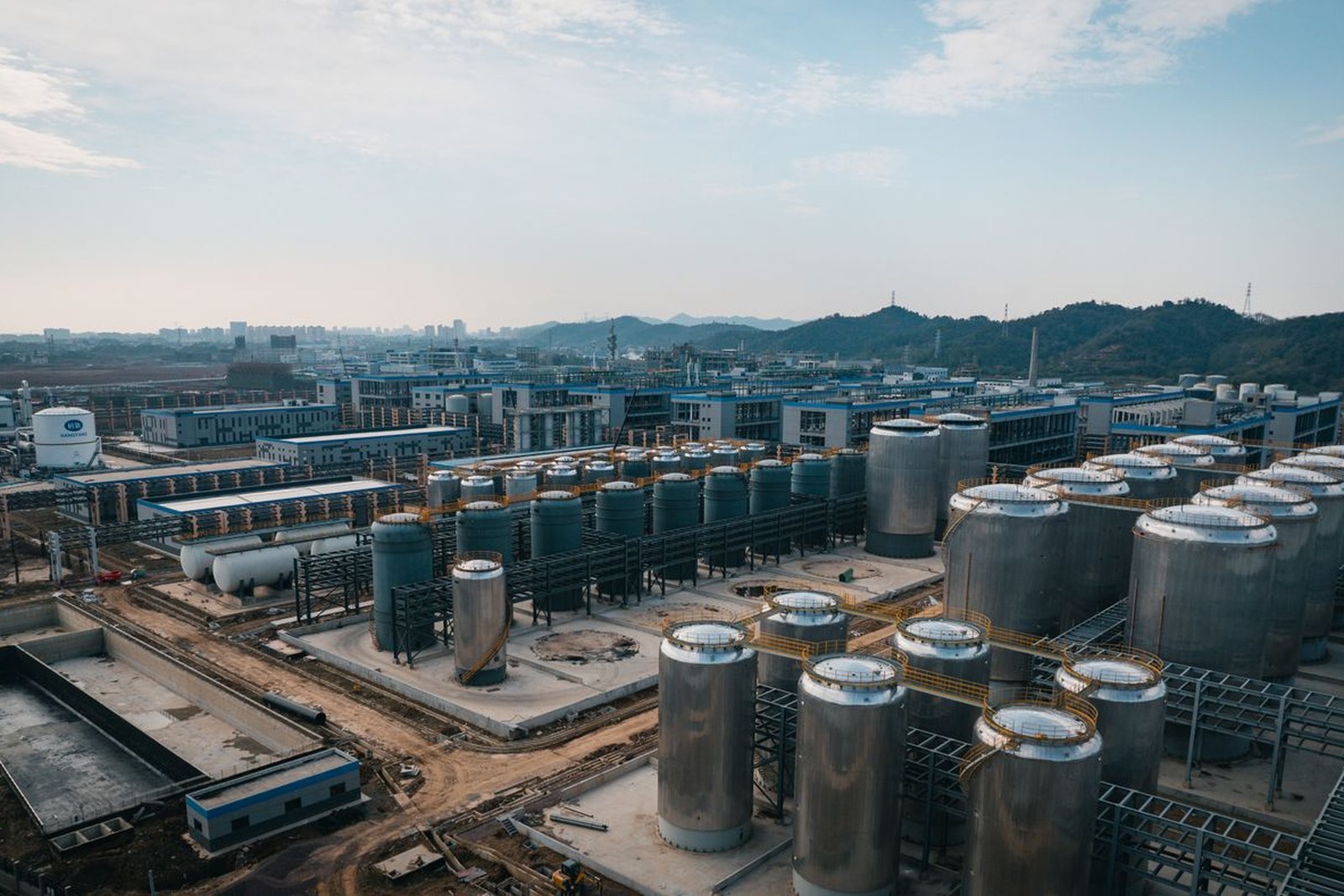 Why Foam Keeps Building in Battery Slurry Mixing: Chemi Tech