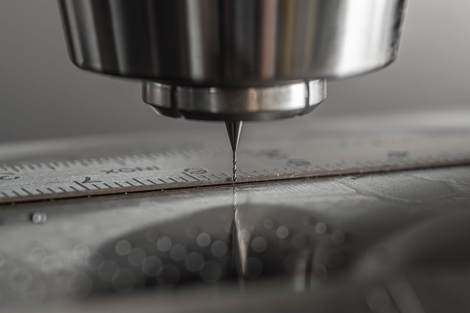 Why Does Cutting Fluid Foam Keep Building Up After the Circu